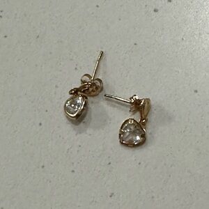 Heart shaped clear gemstone gold earnings